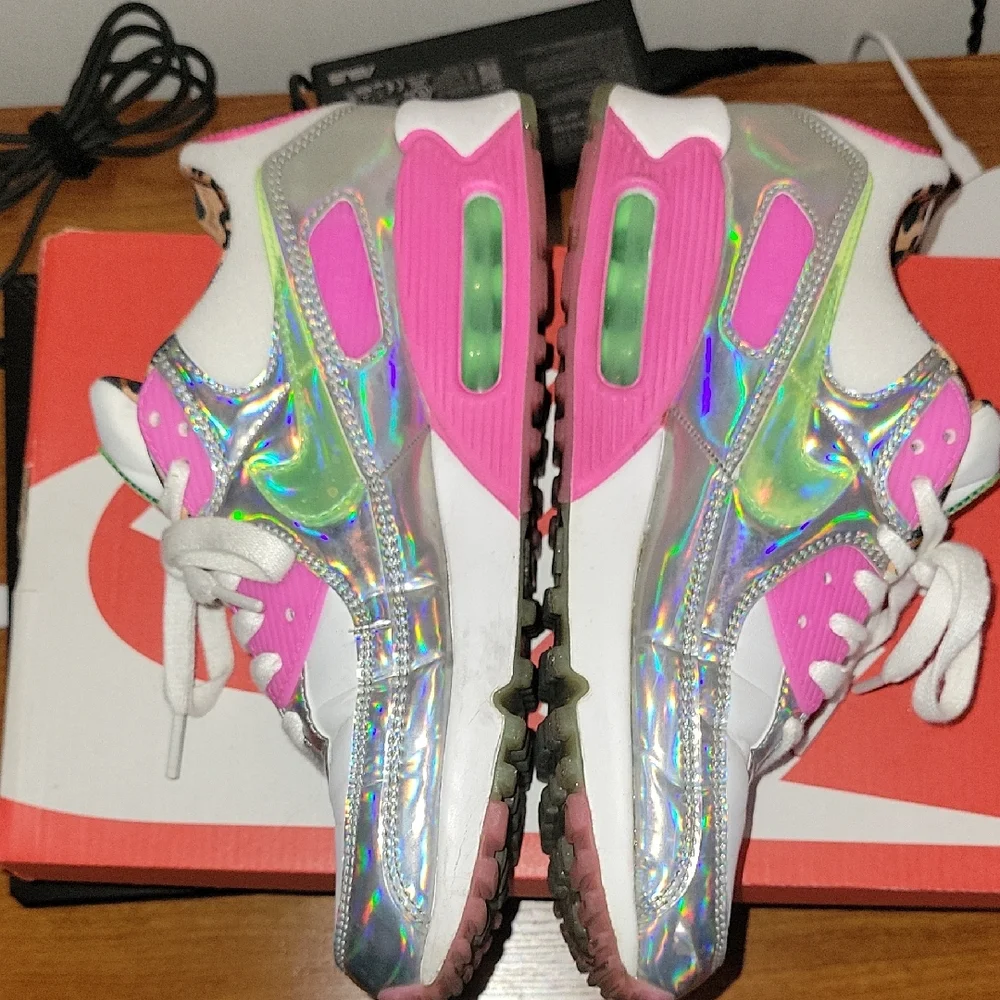 Nike Women's Pink and Silver Sneakers - Picture 4 of 7